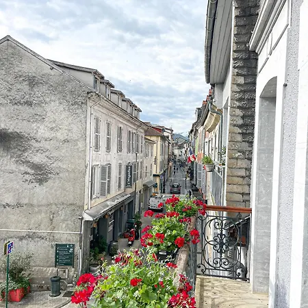 Guest house La Rose Du Chateau 3*