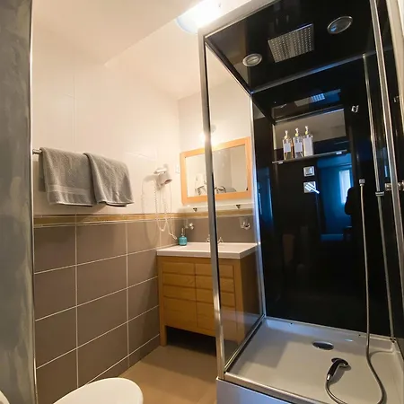 La Rose Du Chateau Guest house 3*