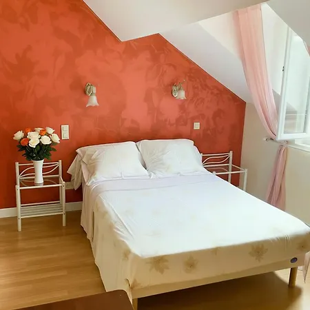 Guest house La Rose Du Chateau