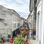 Pensjonat La Rose Du Chateau 3*